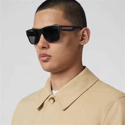 black Burberry sunglasses